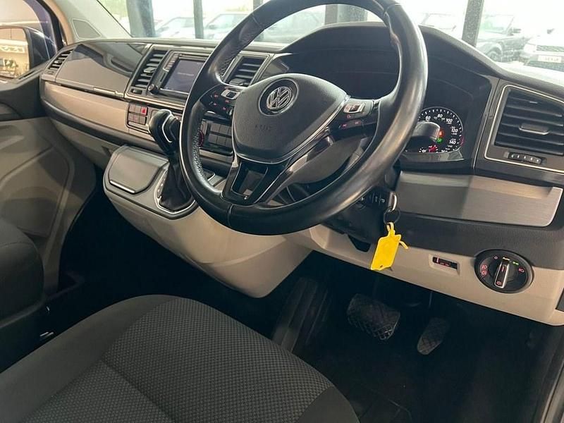 Usado VW Transporter Highline 2018 Negro Van