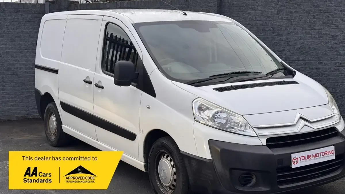 Usado Citroën Dispatch 125 HP (91 kW) 2015 Branco Monovolume