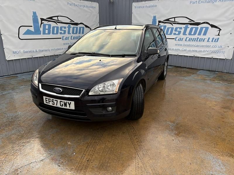 Blue Used 2007 Ford Focus Ghia Estate | £1,499 (Fair price) - Image 1/4