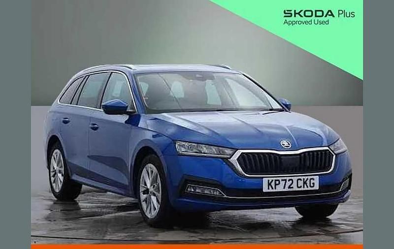 Used Skoda Octavia SE L 147 HP (108 kW) 2022 Race blue metallic Estate