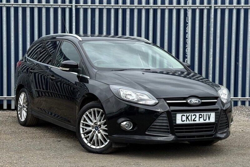 Black Used 2012 Ford Focus Zetec Estate | £4,495 (Good price) - Image 1/1