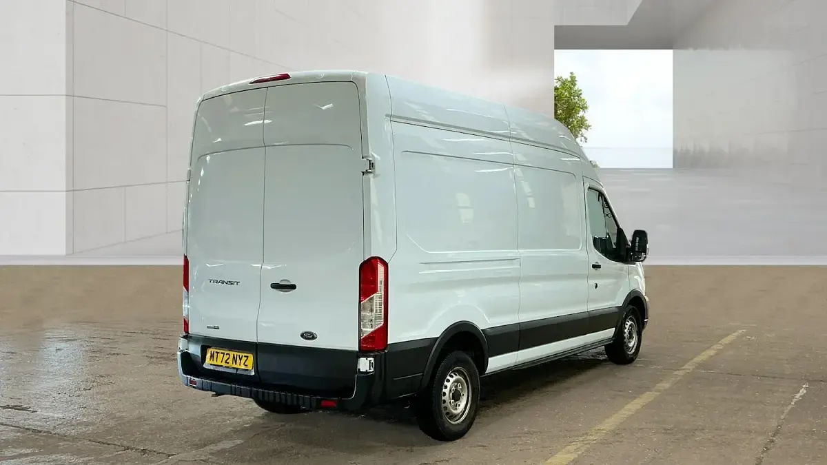 Used Ford Transit 130 HP (95 kW) 2022 White Van