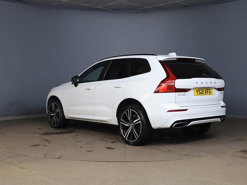 Used Volvo XC60 R-Design Pro 2021 White SUV