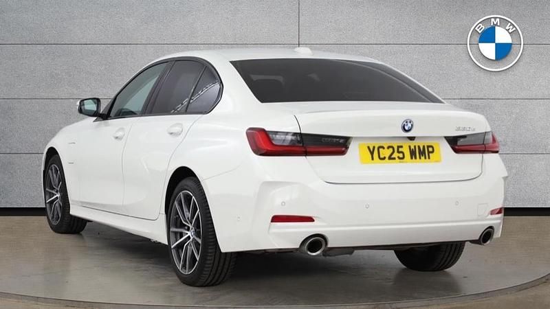 Used BMW 330e Sport Line 288 HP (211 kW) 2025 White