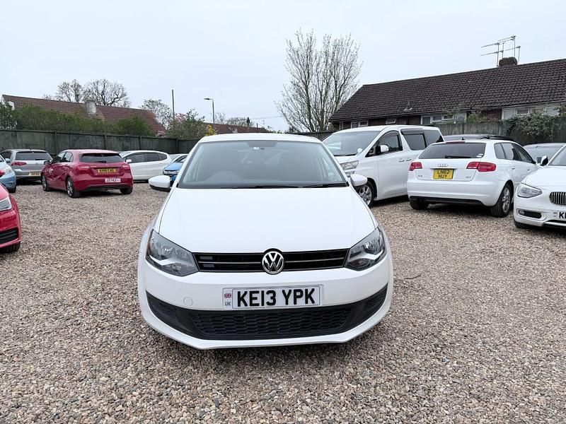 Begagnad VW Polo SE 2013 Vit Halvkombi