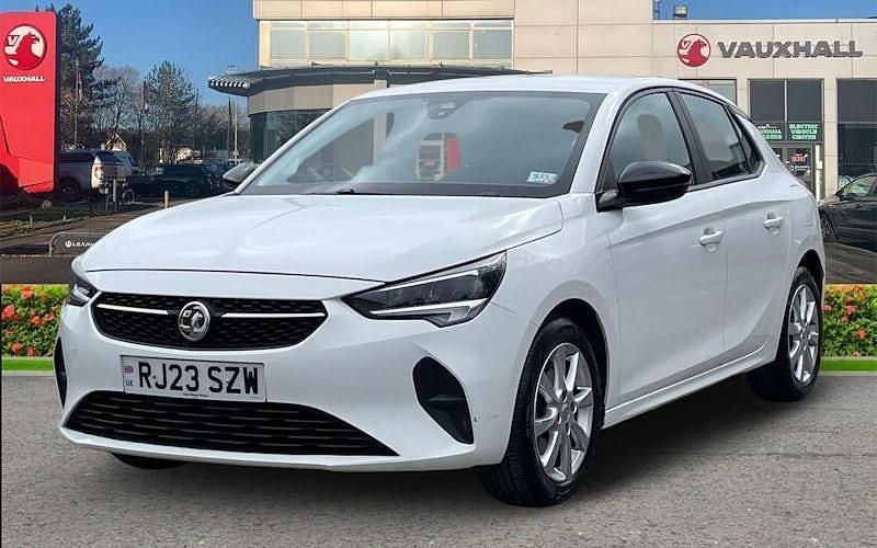 Used Vauxhall Corsa Design Edition 101 HP (74 kW) 2023 White Hatchback
