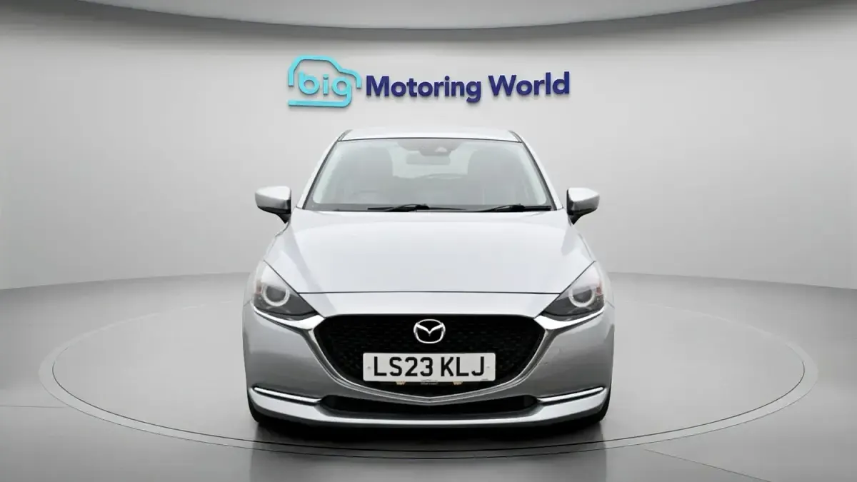 Used Mazda 2 Inclusive 90 HP (66 kW) 2023 Silver Hatchback