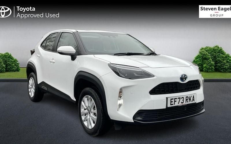 Usado Toyota Yaris Hybrid 116 HP (85 kW) 2026 Carrinha
