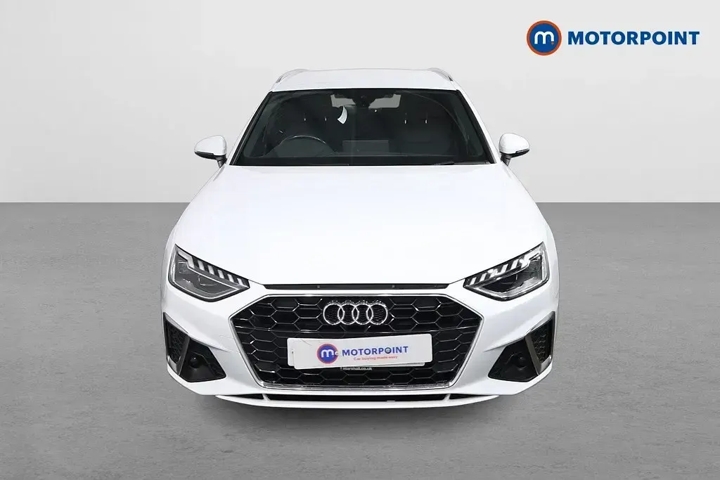 Usado Audi A4 S-Line 2022 Branco Carrinha