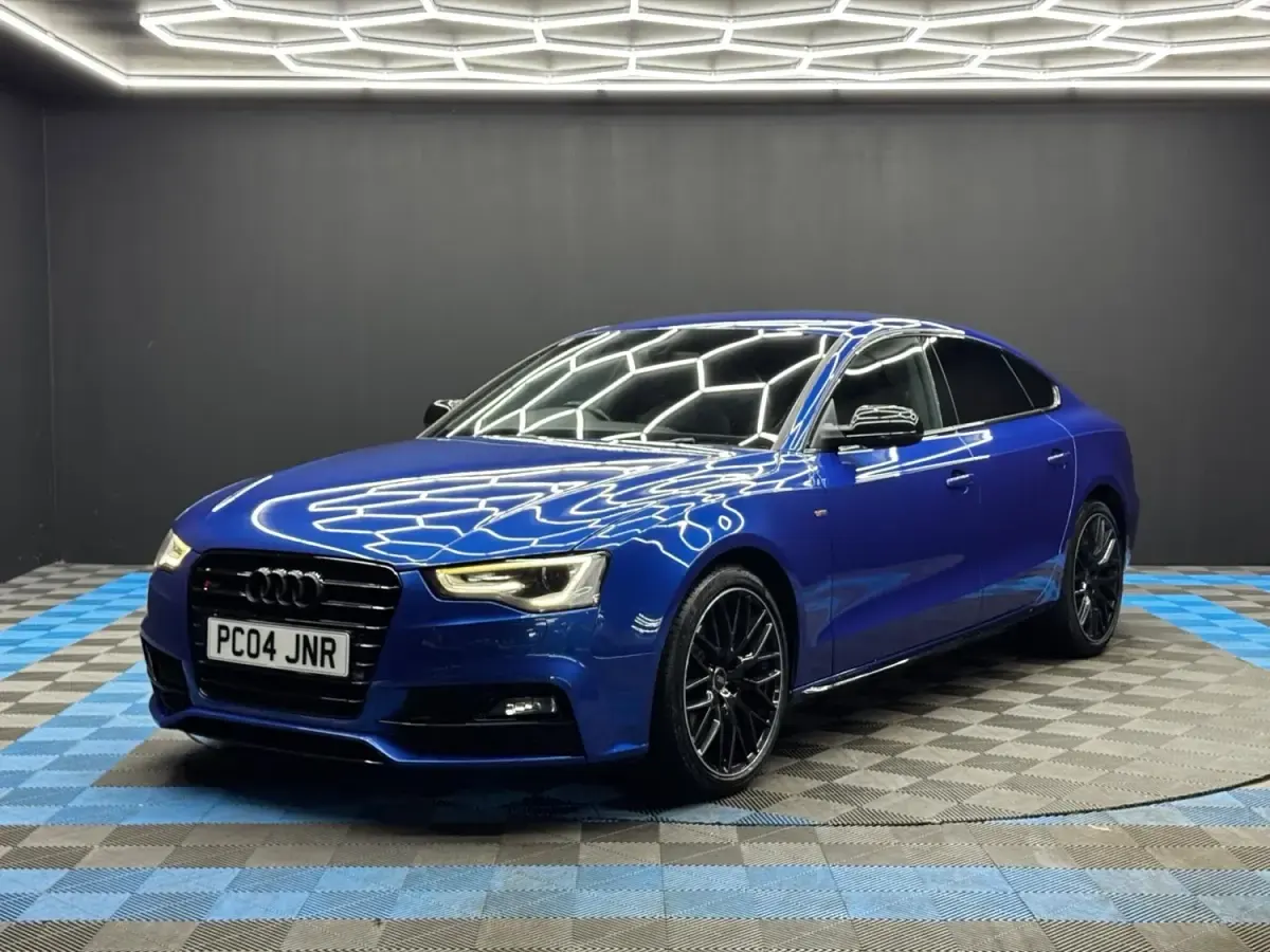 Begagnad Audi A5 Black Edition 2016 Blå Sportkupé