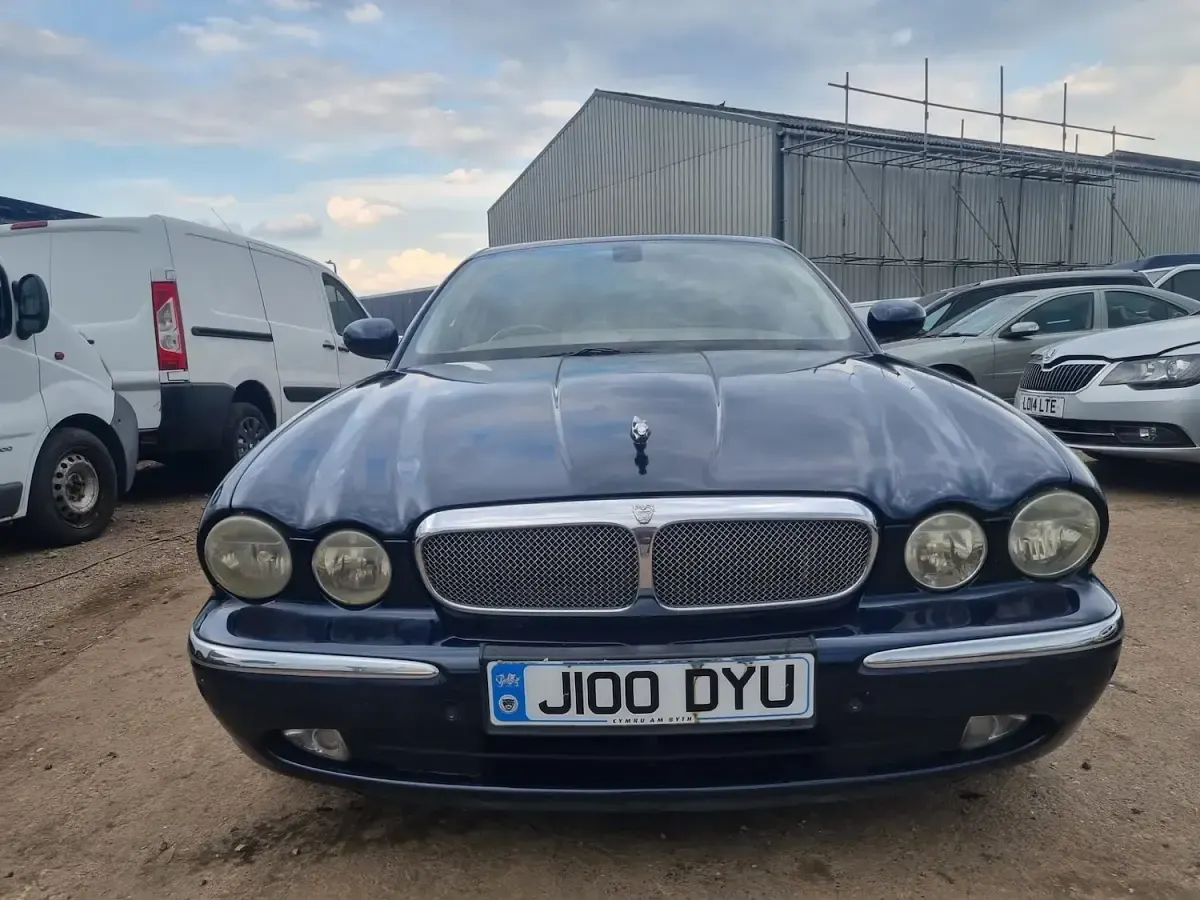Used Jaguar XJ Executive 207 HP (152 kW) 2006 Blue Sedan