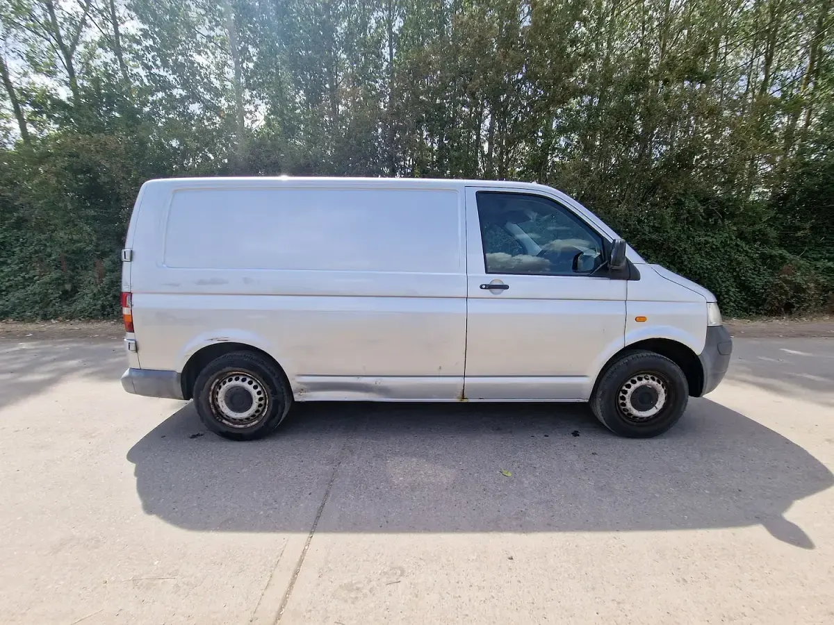 Used VW T5 101 HP (74 kW) 2007 Silver Van