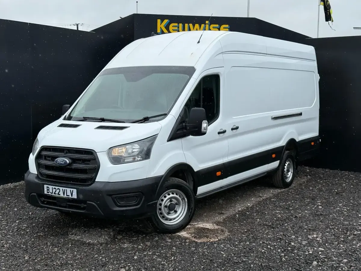Used Ford Transit S 130 HP (95 kW) 2022 White Van