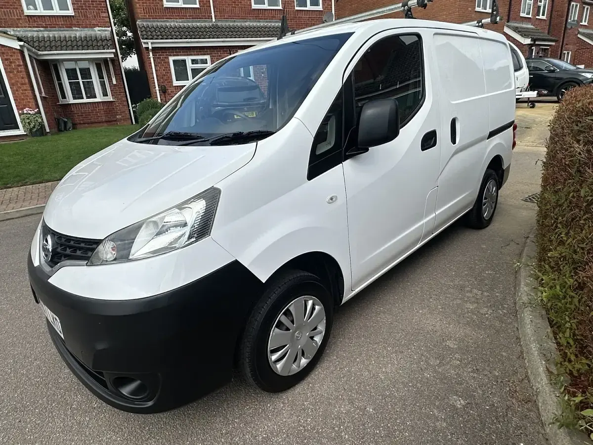 Used Nissan NV200 Acenta 2017 White MPV