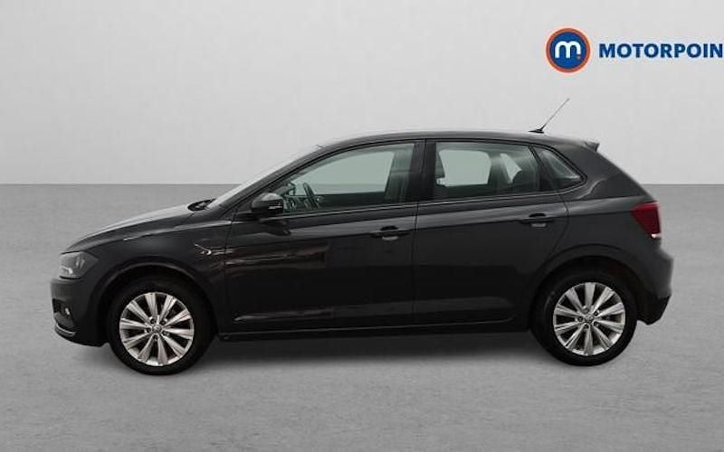 Usado VW Polo SEL 116 HP (85 kW) 2019 Cinzento Citadino