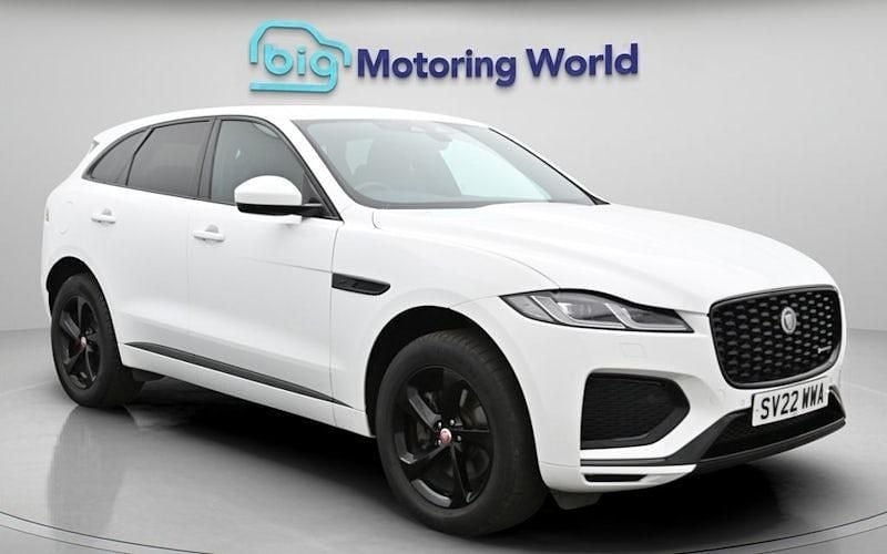 Second-hand Jaguar F-Pace R-Dynamic 204 CP (150 kW) 2024 SUV