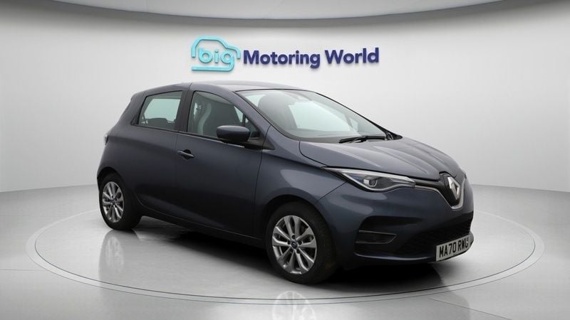 Grey Used 2020 Renault Rapid Iconic Hatchback | £8,600 - Image 1/4