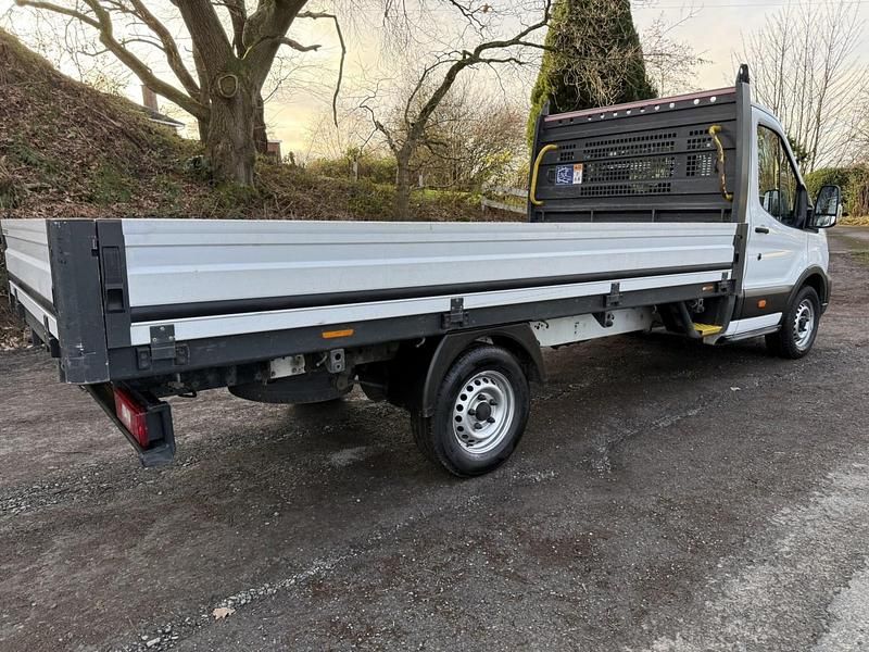 Second-hand Ford Transit 130 CP (95 kW) 2021 Alb Cabrio