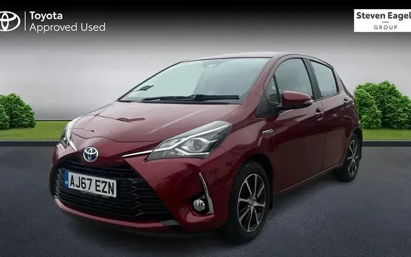 Used Toyota Yaris Hybrid 101 HP (74 kW) 2019 Hatchback