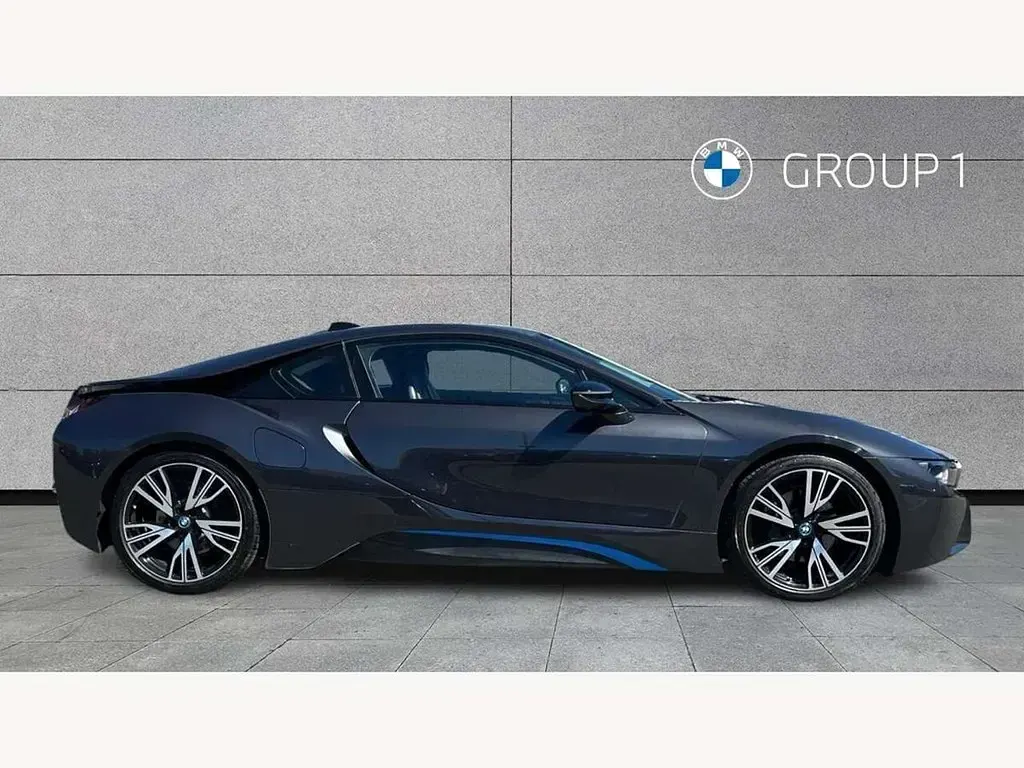 Used BMW i8 Performance 362 HP (266 kW) 2017 Grey Coupe