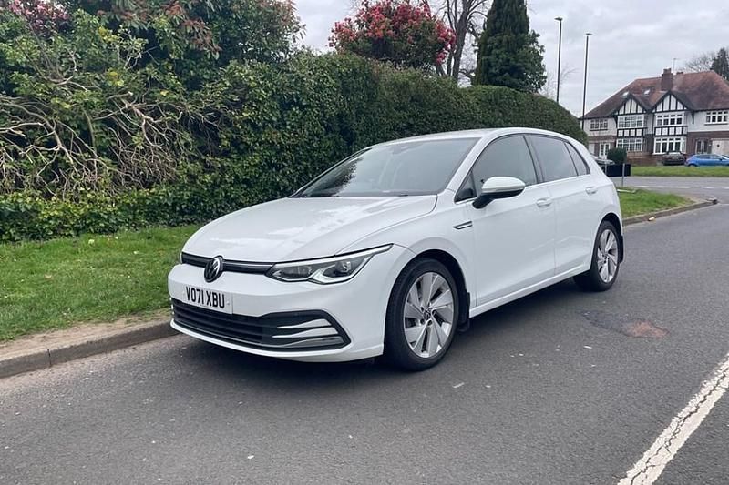 Used VW Golf VII Style 150 HP (110 kW) 2021 White Hatchback