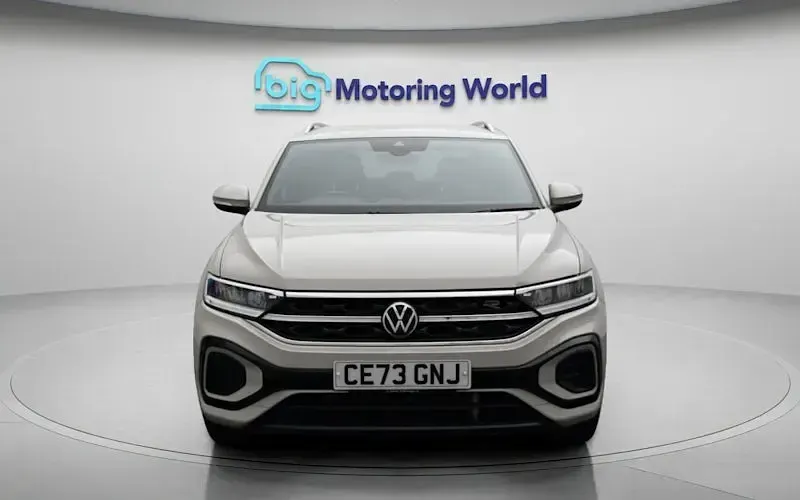 Used VW T-Roc R-line 150 HP (110 kW) 2025 SUV
