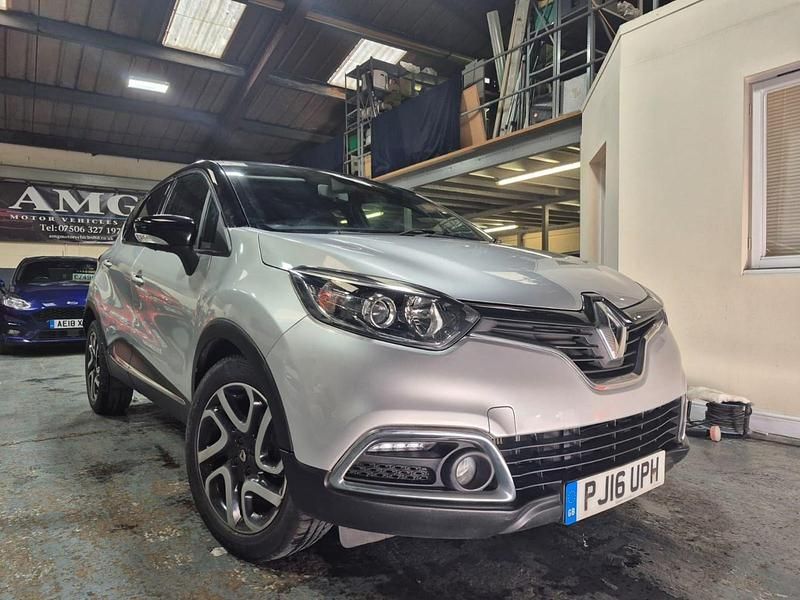 Silver Used 2016 Renault Captur Dynamique SUV | £6,990 (Fair price) - Image 1/4