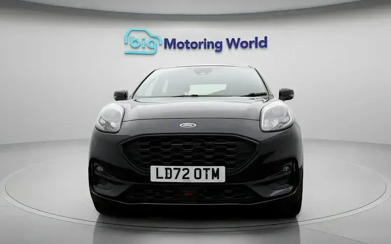 Second-hand Ford Puma ST-Line 125 CP (91 kW) 2023 Negru Hatchback