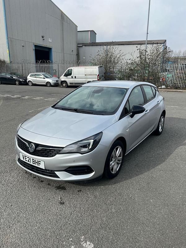 Used Vauxhall Astra Business Edition 2021 Silver Hatchback