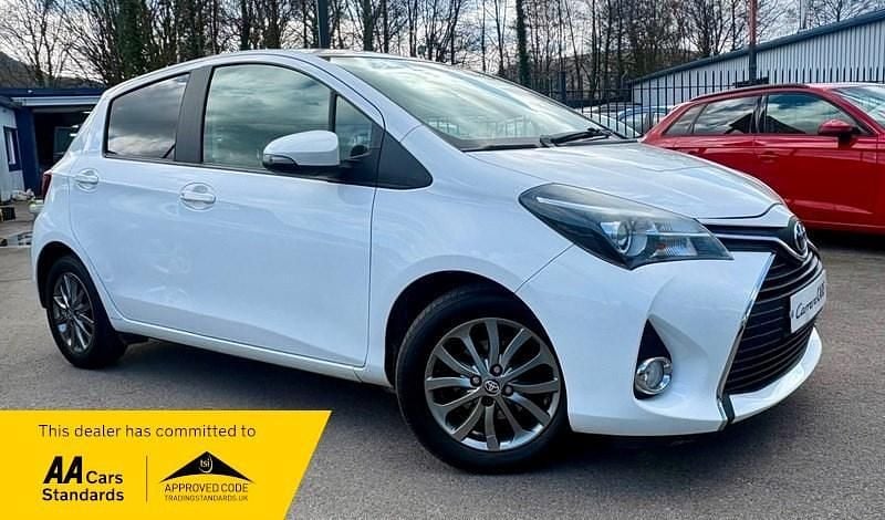 Used Toyota Yaris 2017 White Hatchback