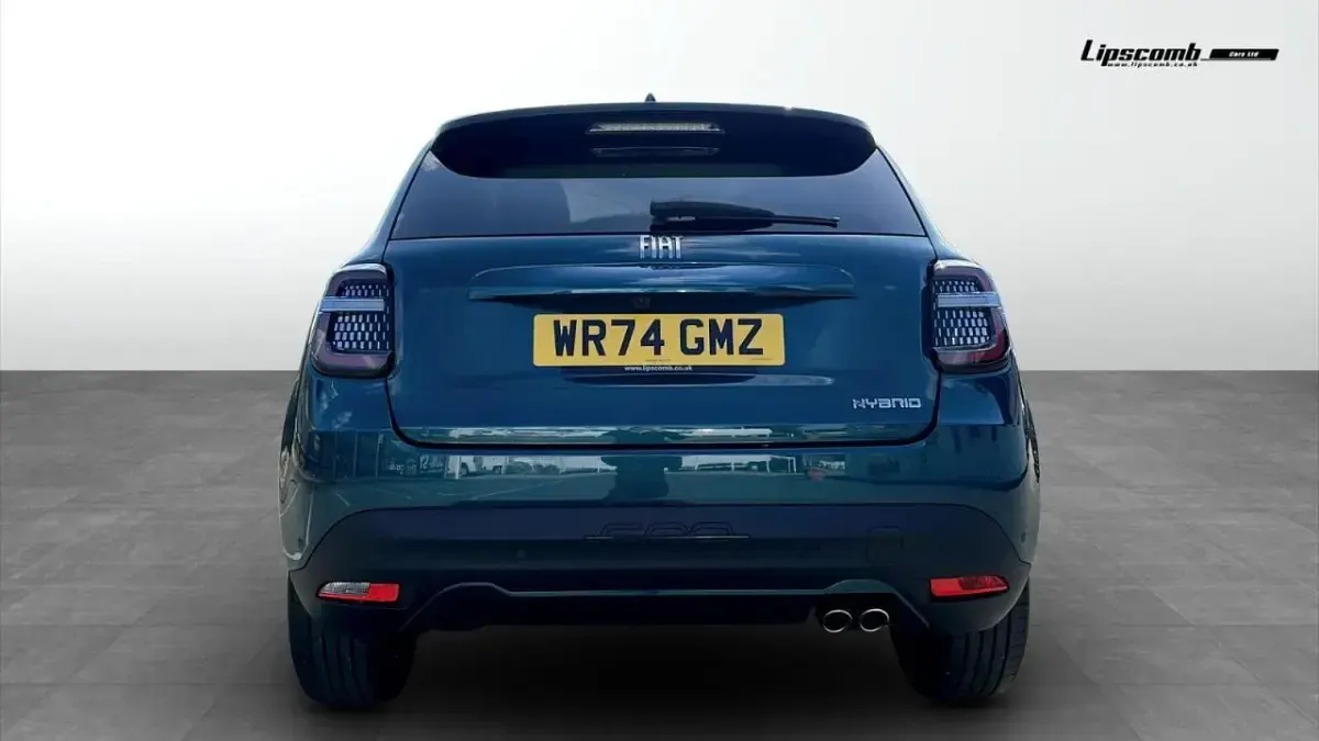 Used Fiat 600 La Prima 134 HP (98 kW) 2024 Green SUV