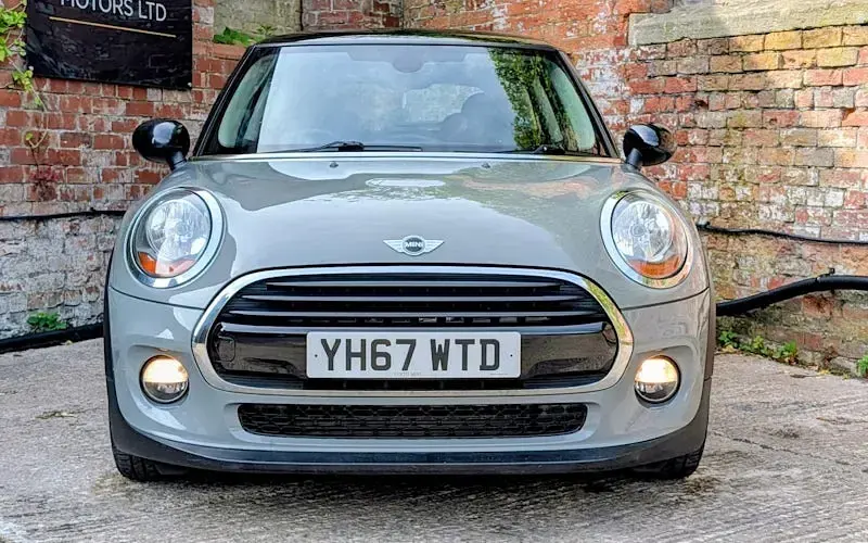 Used Mini Cooper Hatch 136 HP (100 kW) 2017 Grey Hatchback
