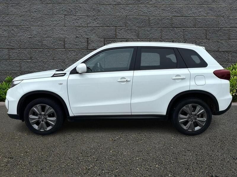White Used 2021 Suzuki Vitara SZ-T SUV | £16,495 (Fair price) - Image 1/4