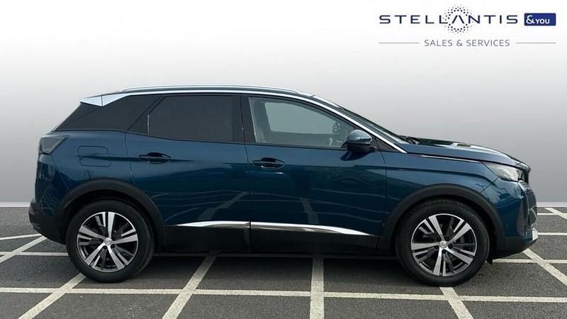 Used Peugeot 3008 Allure Premium 129 HP (94 kW) 2021 Blue SUV