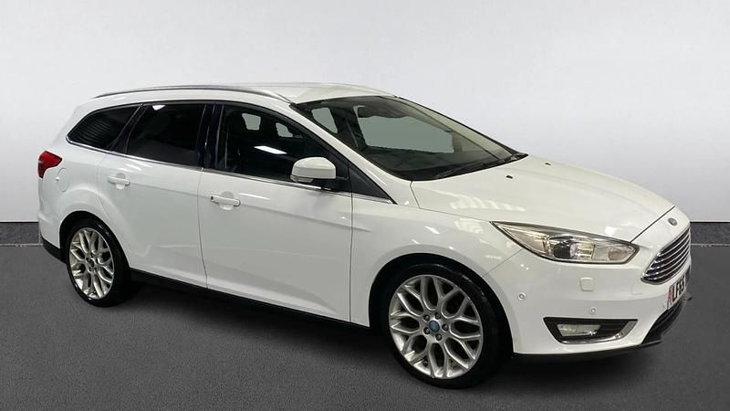 Used Ford Focus Titanium X 125 HP (91 kW) 2015 White Estate