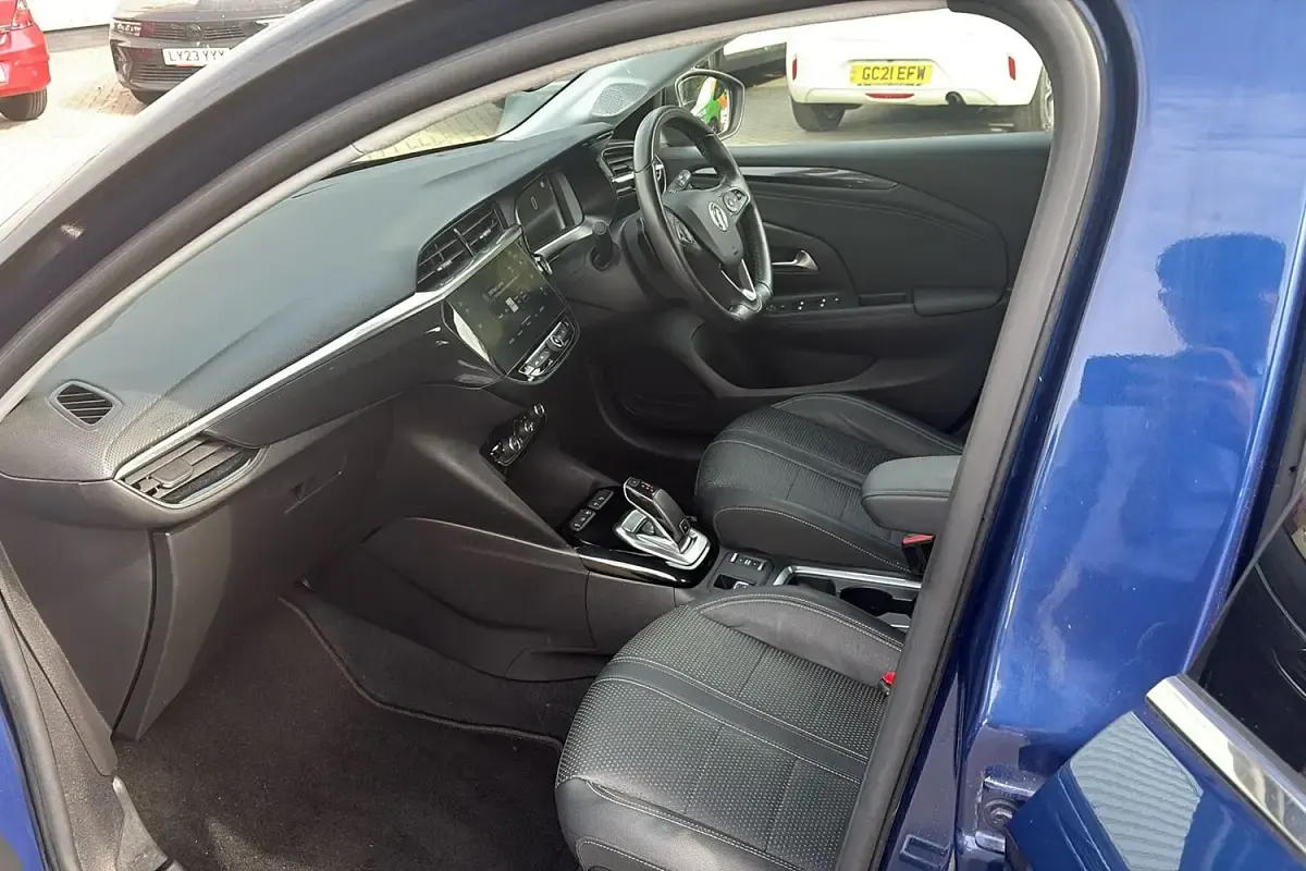 Used Vauxhall Corsa Ultimate 100 HP (73 kW) 2020 Blue Hatchback
