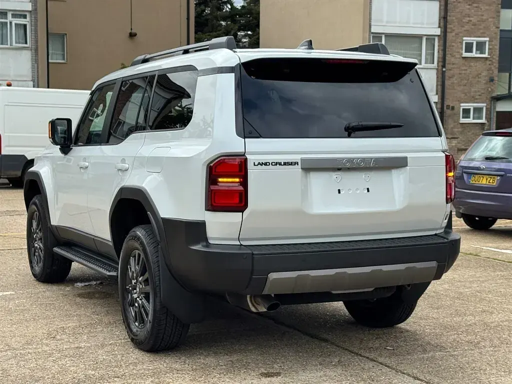 New Toyota Land Cruiser 2025 White SUV