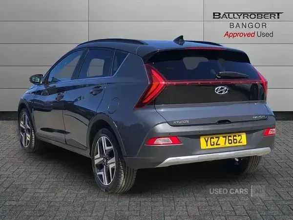 Używany Hyundai Bayon Premium 100 KM (73 kW) 2023 Szary SUV