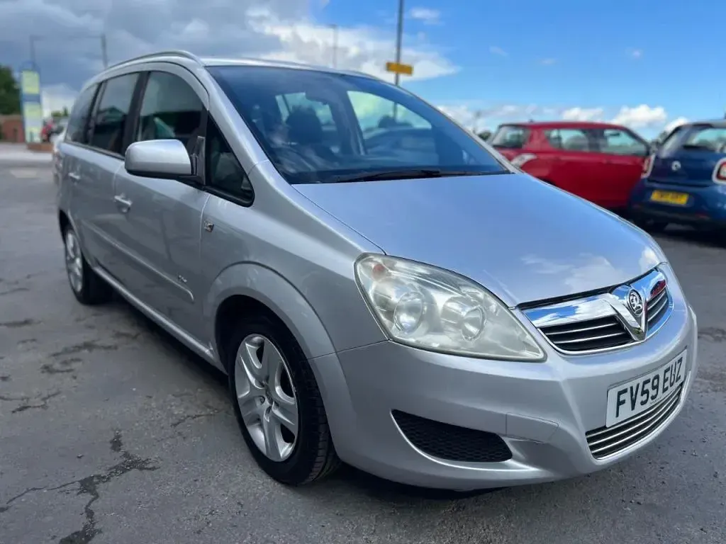 Used Vauxhall Zafira Active 2009 Silver MPV