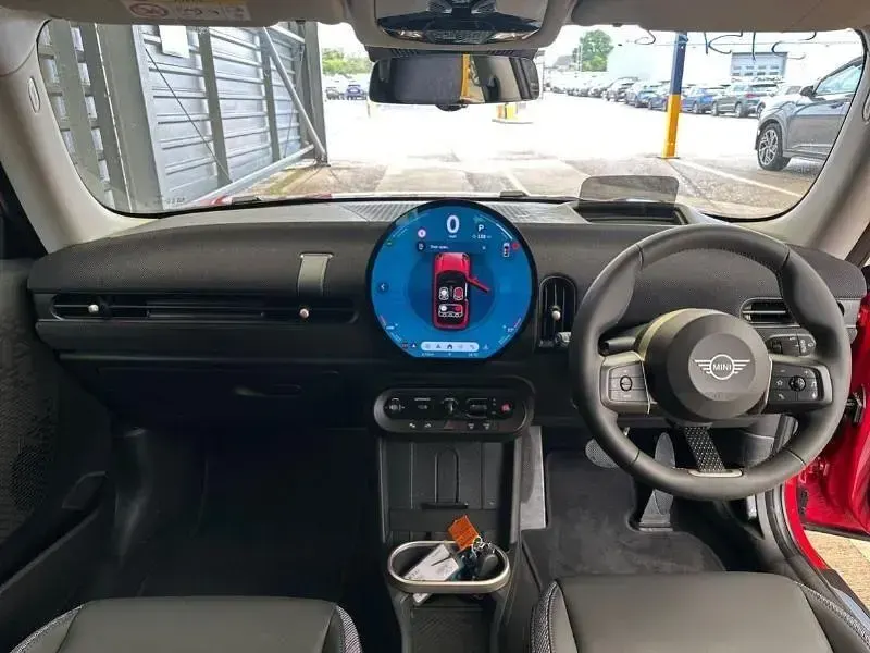 New Mini Cooper S Hatch 201 HP (147 kW) 2026 Red Hatchback