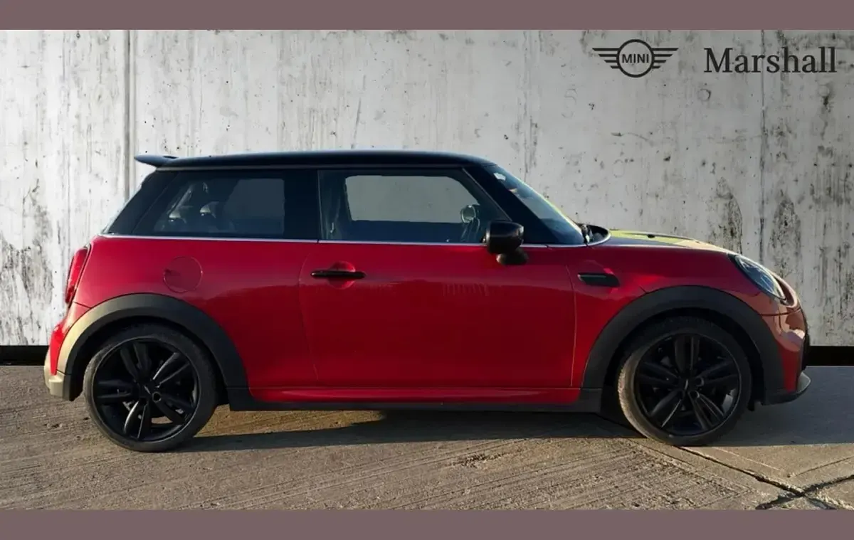 Used Mini Cooper Sport 134 HP (98 kW) 2021 Red Hatchback