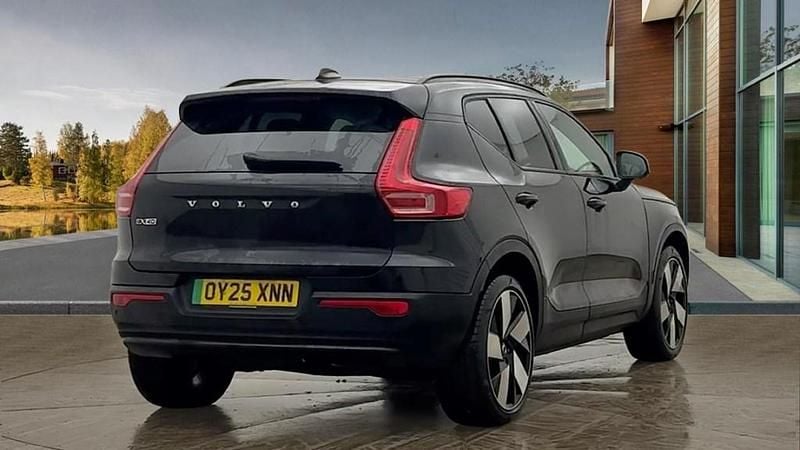 Used Volvo EX40 Ultra 77 kW (106 HP) 2025 SUV