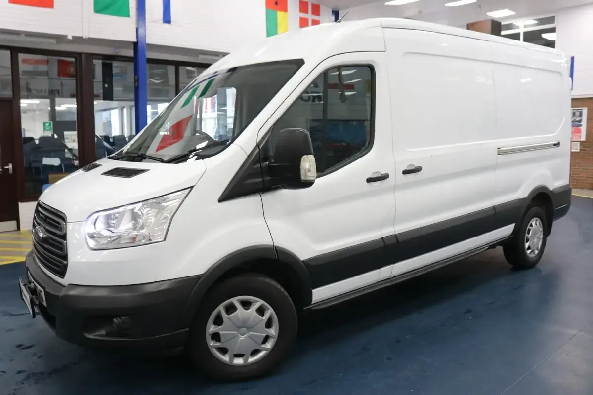Used Ford Transit 130 HP (95 kW) 2018 White Van