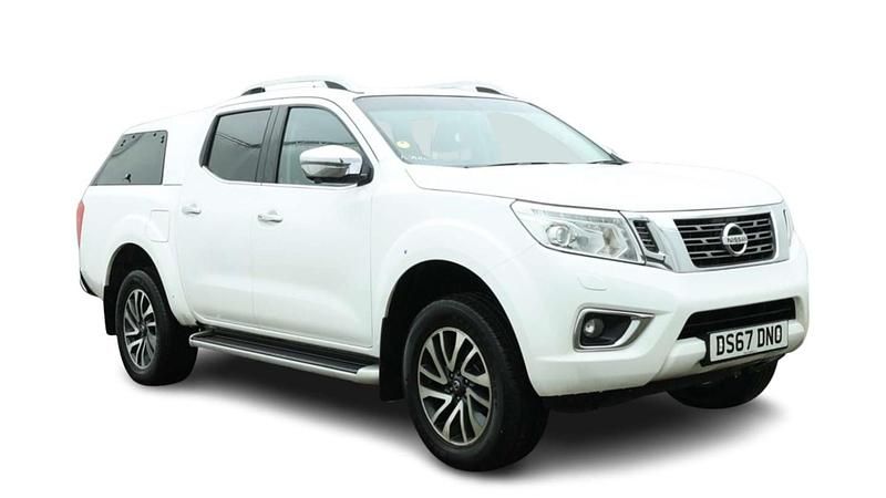 Used Nissan Navara Tekna 190 HP (139 kW) 2017 White Pickup
