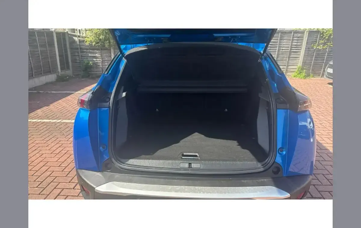 Used Peugeot 2008 Allure Premium 128 HP (94 kW) 2020 Blue SUV