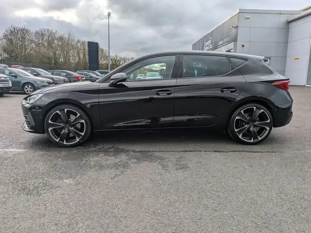 Used Cupra Leon VZ2 310 HP (228 kW) 2023 Black Hatchback