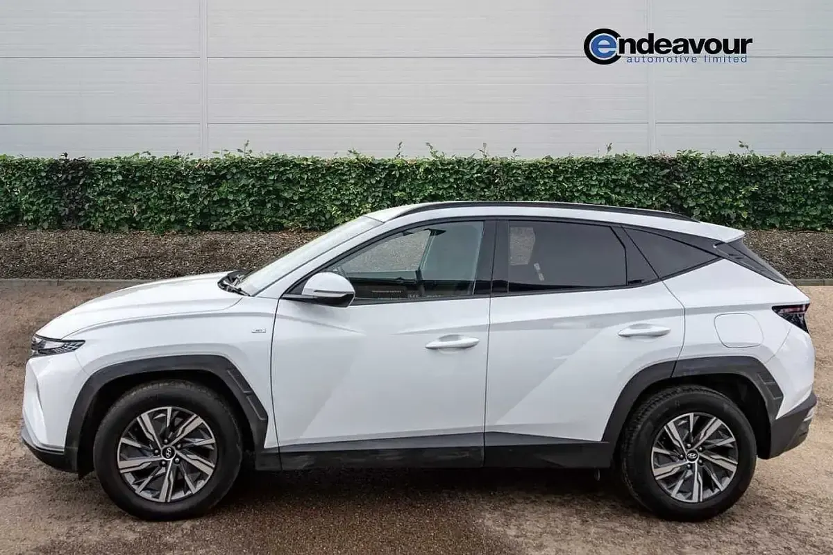 Usado Hyundai Tucson SE 180 CV (132 kW) 2021 Blanco SUV