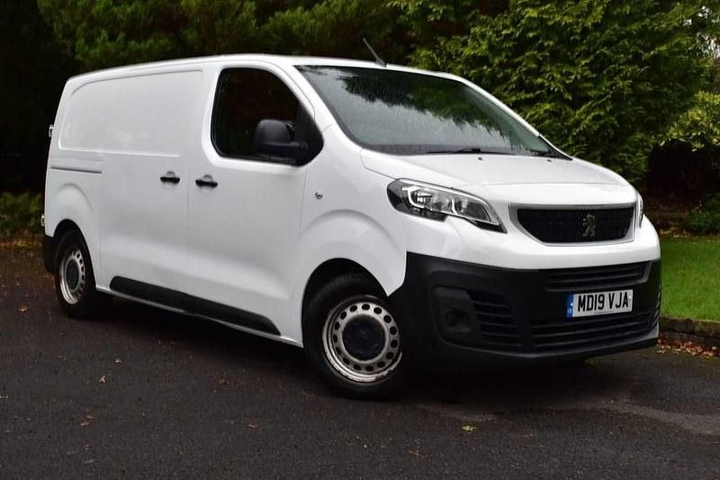 Used Peugeot Expert 115 HP (84 kW) 2019 White Van