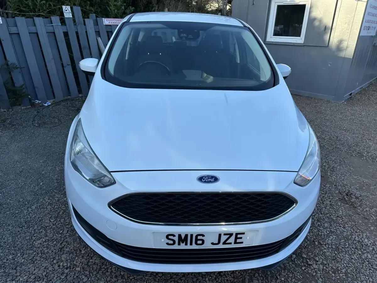 Usado Ford C-MAX Zetec 125 HP (91 kW) 2016 Branco Monovolume