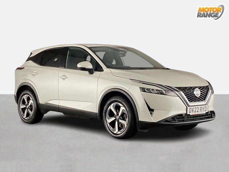 White Used 2022 Nissan Qashqai N-Connecta SUV | £19,395 (Fair price) - Image 1/4